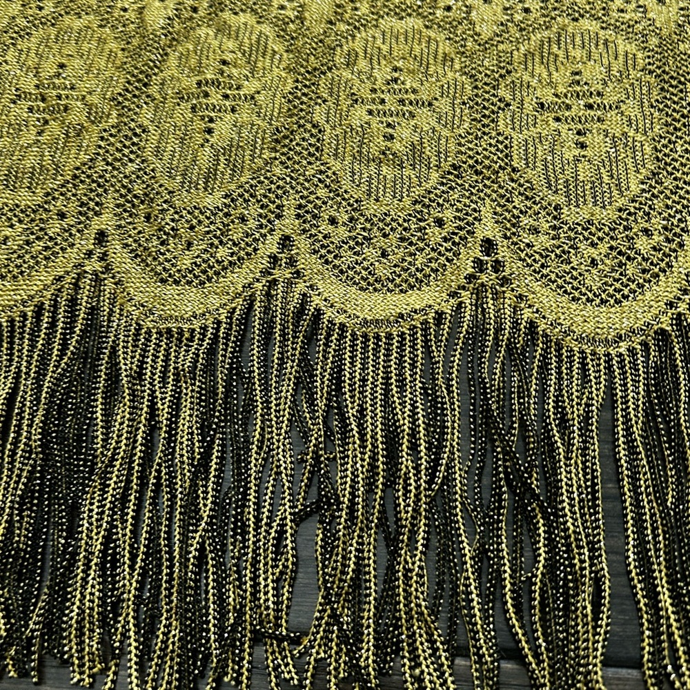Gold Patterned Fringe Top - Picture 5 of 14